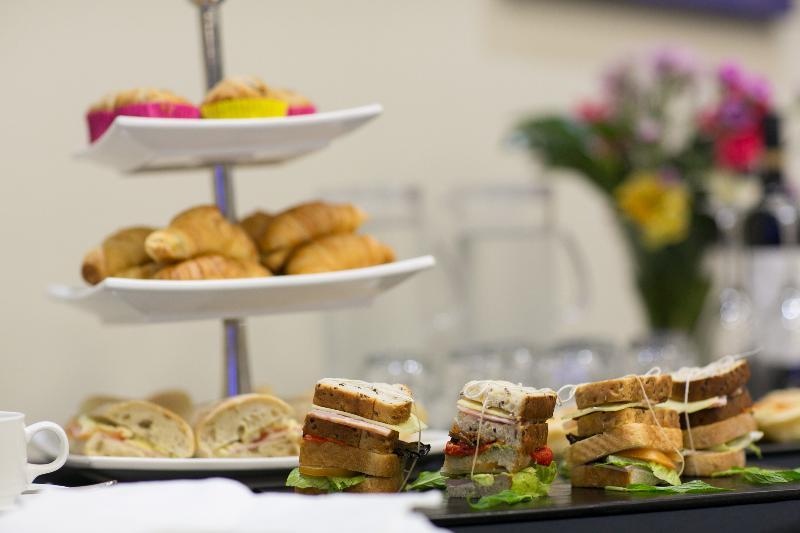 Nesuto Mounts Bay Aparthotel Perth Bagian luar foto
