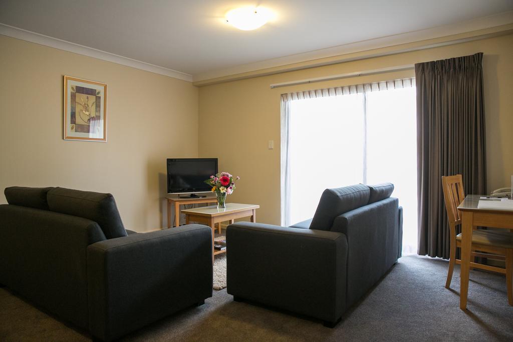 Nesuto Mounts Bay Aparthotel Perth Bagian luar foto