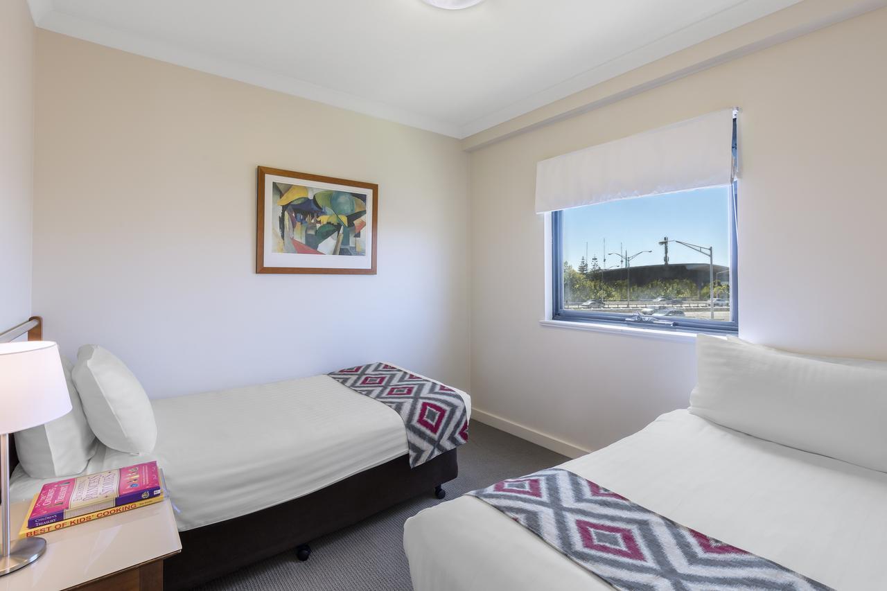 Nesuto Mounts Bay Aparthotel Perth Bagian luar foto