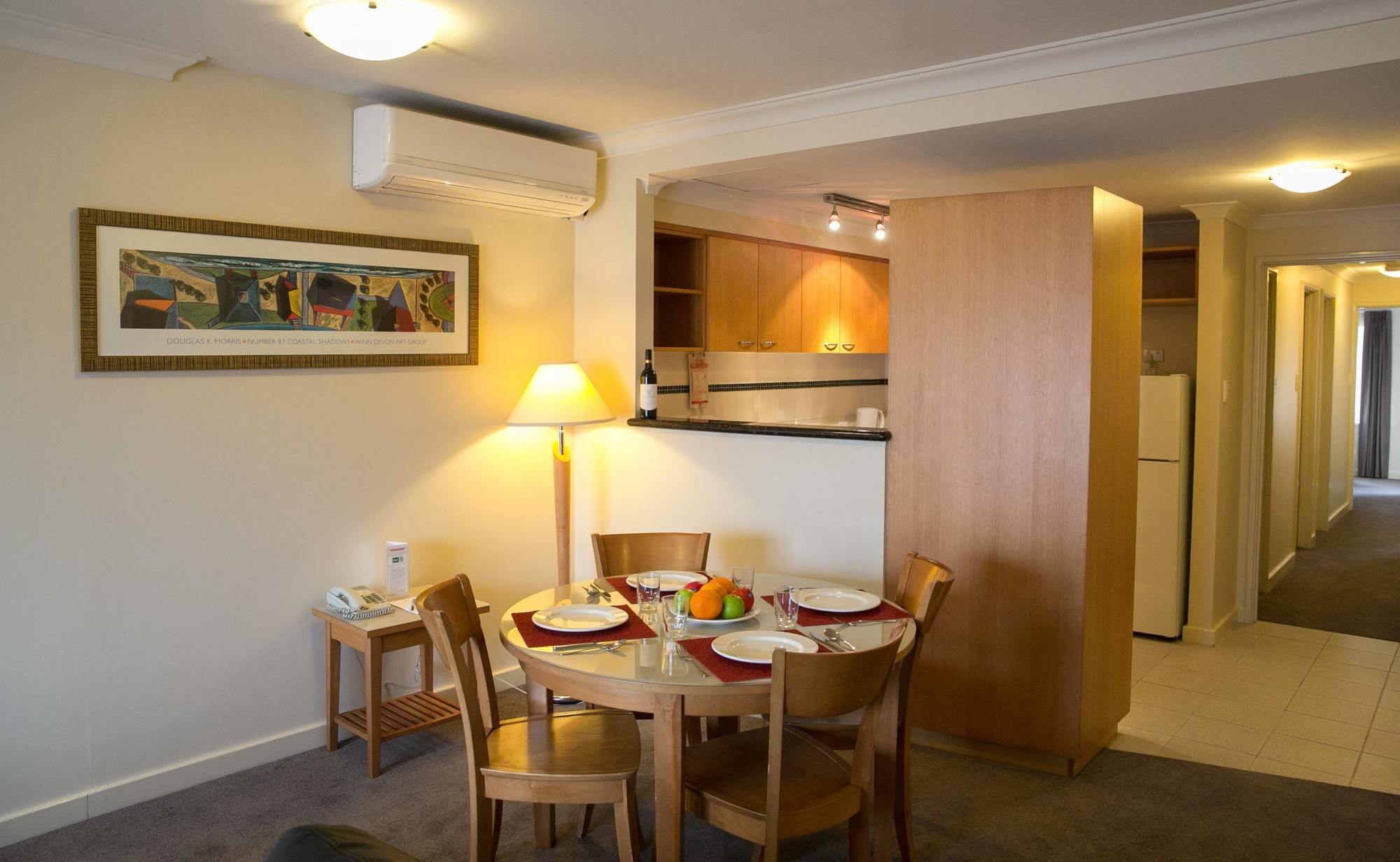 Nesuto Mounts Bay Aparthotel Perth Bagian luar foto